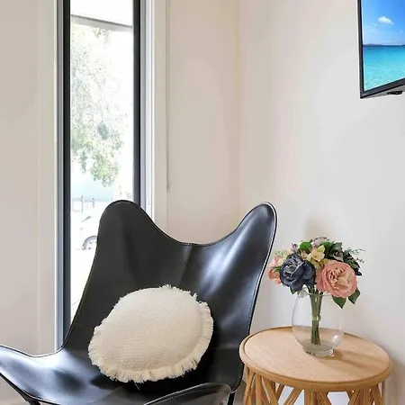 Og Spa Retreat- 3 Bedroom, Spa, Central, Aircon Ocean Grove Exterior photo