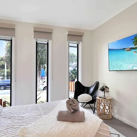 Og Spa Retreat- 3 Bedroom, Spa, Central, Aircon Ocean Grove Exterior photo