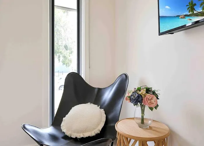 Og Spa Retreat- 3 Bedroom, Spa, Central, Aircon