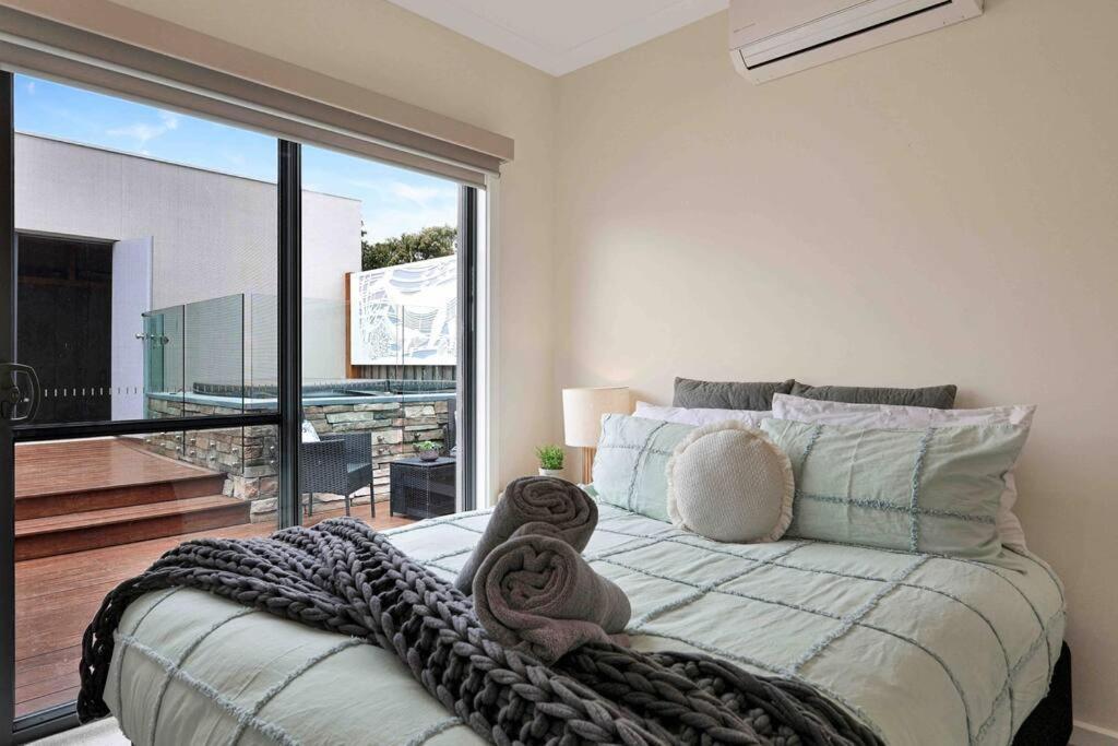 Og Retreat- 3 Bedroom, Spa, Central, Aircon *