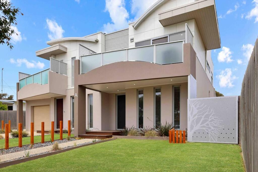 Og Retreat- 3 Bedroom, Spa, Central, Aircon Holiday home