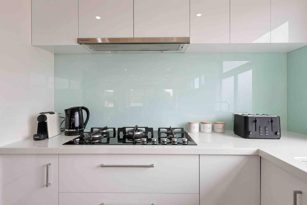 Og Retreat- 3 Bedroom, Spa, Central, Aircon Holiday home *